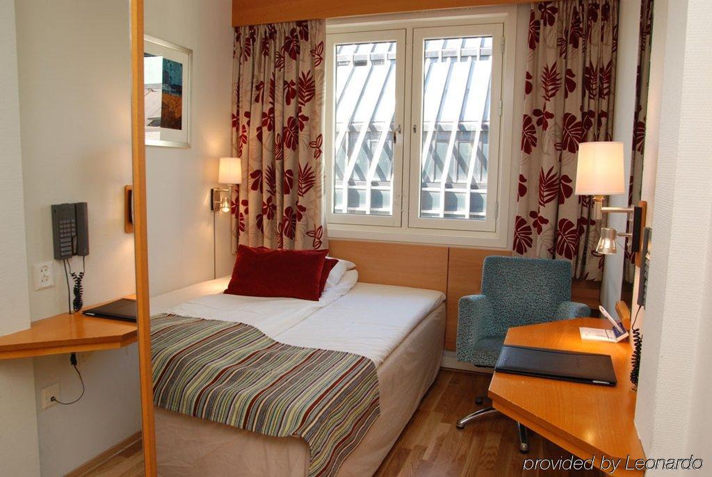 Scandic Karl Johan 3*