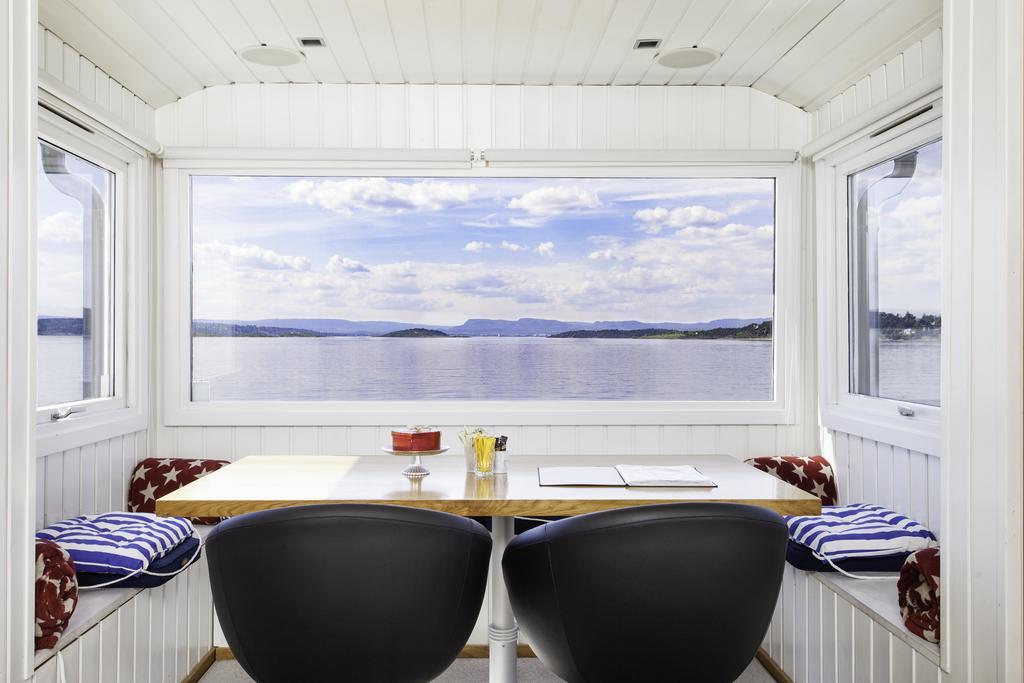 Beach House In Semesterbostad