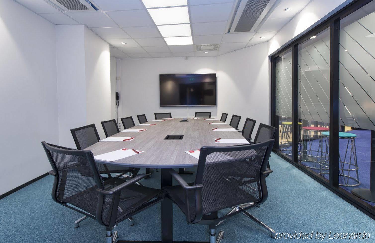 Hotel Thon Vika Atrium 4*