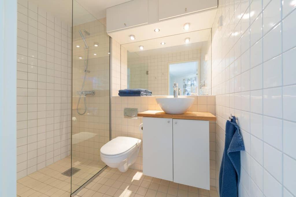 Nordic Host Luxury Apts - Prinsens Gate - Large Mezzanine Apartment Oslo