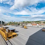 **Modern ***Central ***Rooftop *** You\'Ll Love It