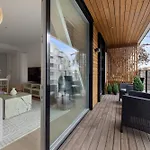 Central Apartment Opera Bay