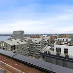 Central Apartment Opera Bay