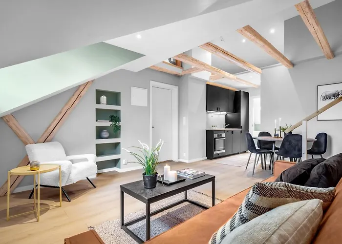 Unique And Modern Top Floor - Super Central