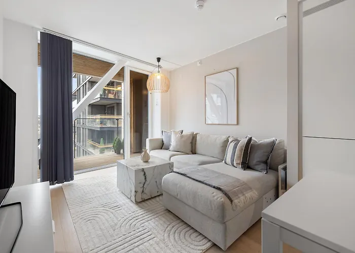 Central Apartment Opera Bay