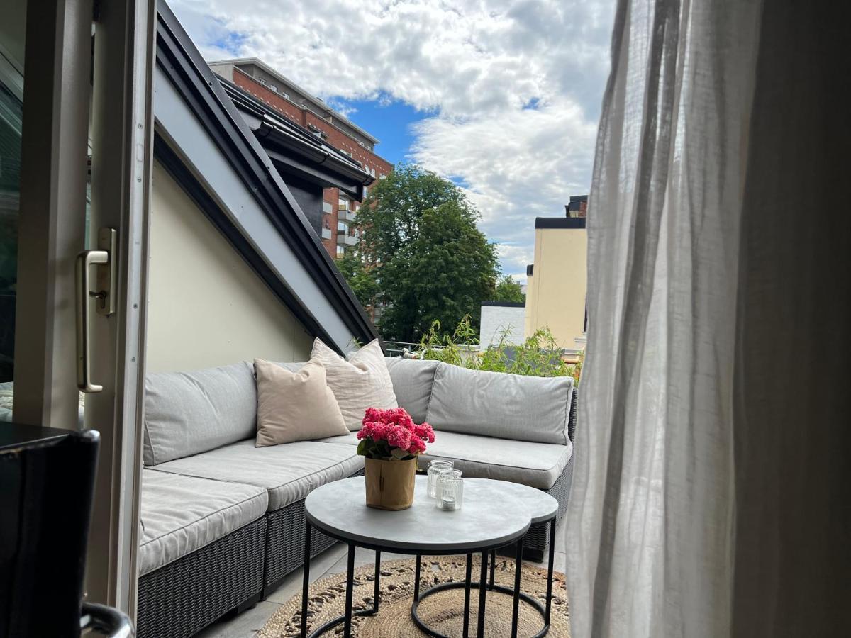 Sentral Loftsleilighet Med Solfylt Utetplass Oslo
