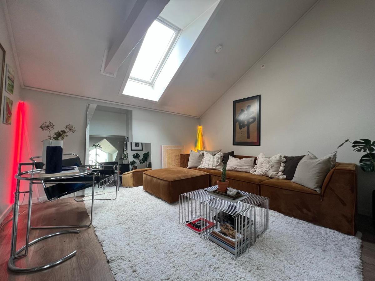 Sentral Loftsleilighet Med Solfylt Utetplass Oslo
