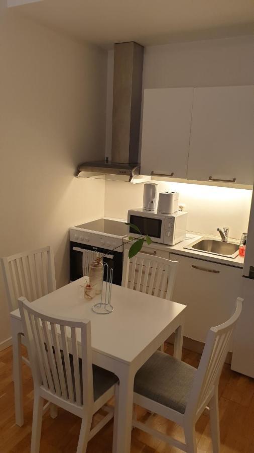 Cozy 1 Bedroom In Centrum