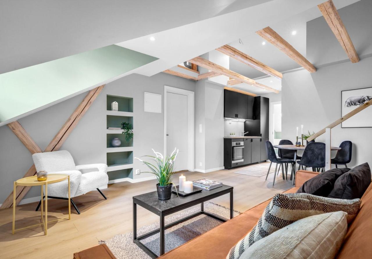 Unique And Modern Floor - Super
