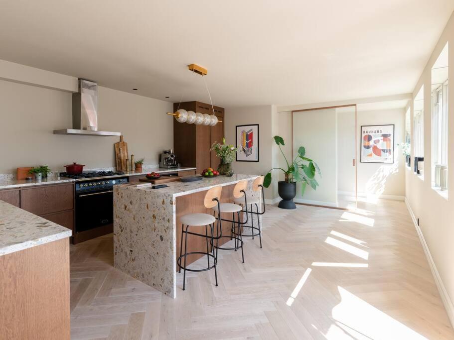Rooftop Luxury Apartment