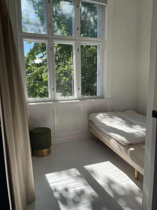 Apartment Luxurious By Royal Palace
