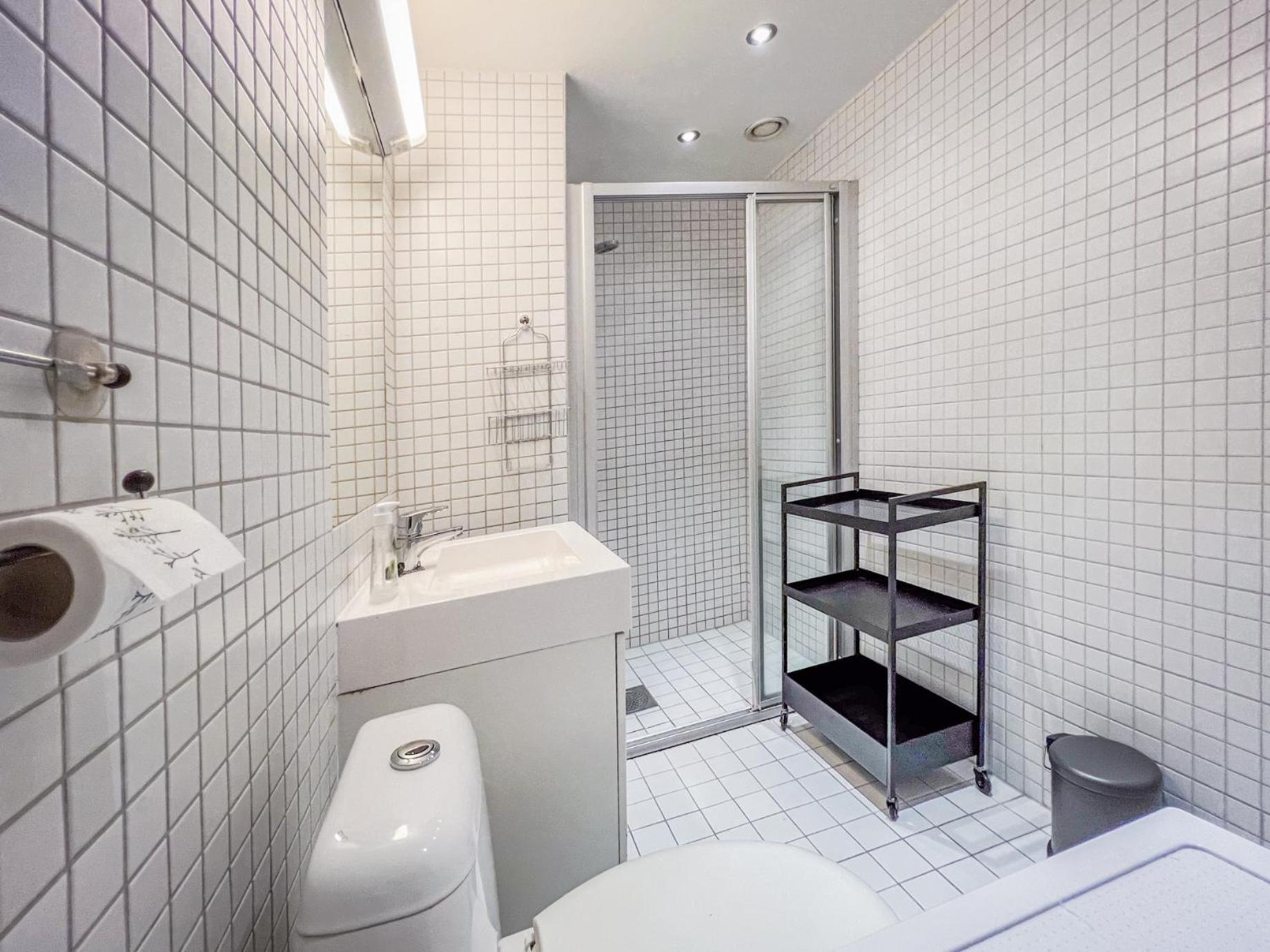 Pensionat **modern ***central ***rooftop *** You'll Love It