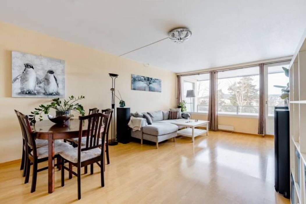 Calm And Tidy In Apartment, 14min Train Ride To Center * Oslo