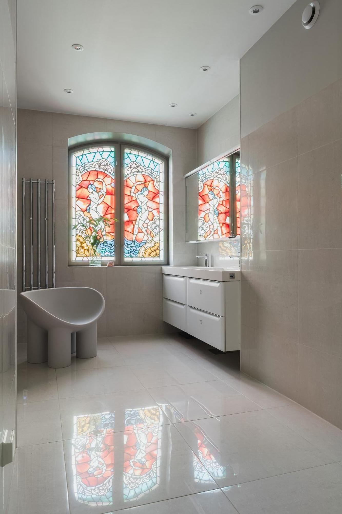 Ba61 - Lux 4 Bedrooms, 260 Sqm, 2 Balconies, Free Parking *