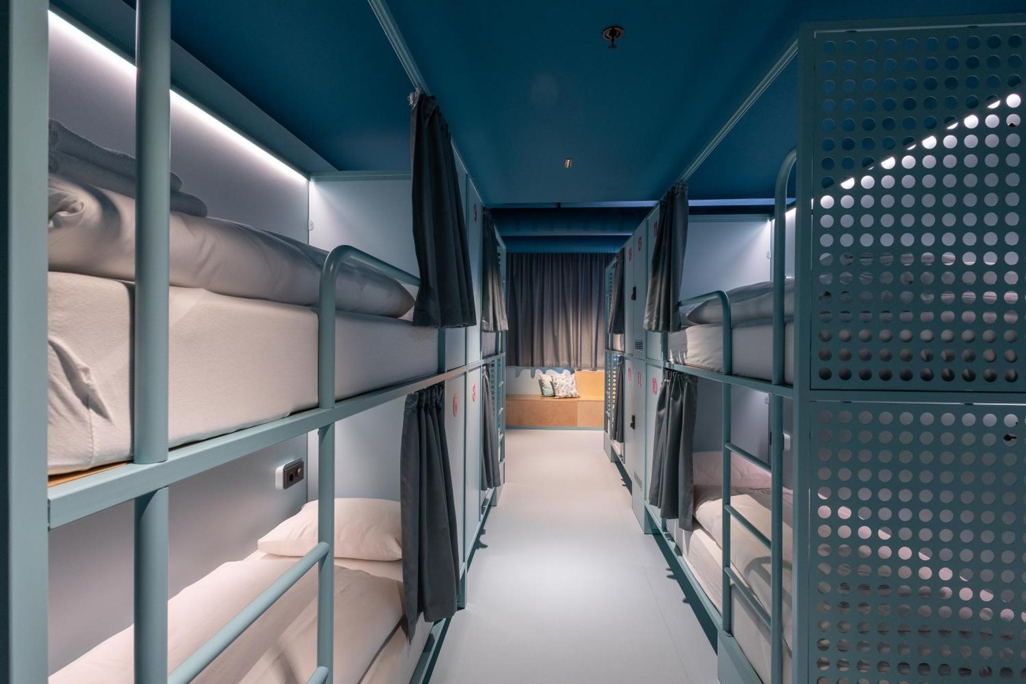 Hostel Bunks At Rode Oslo