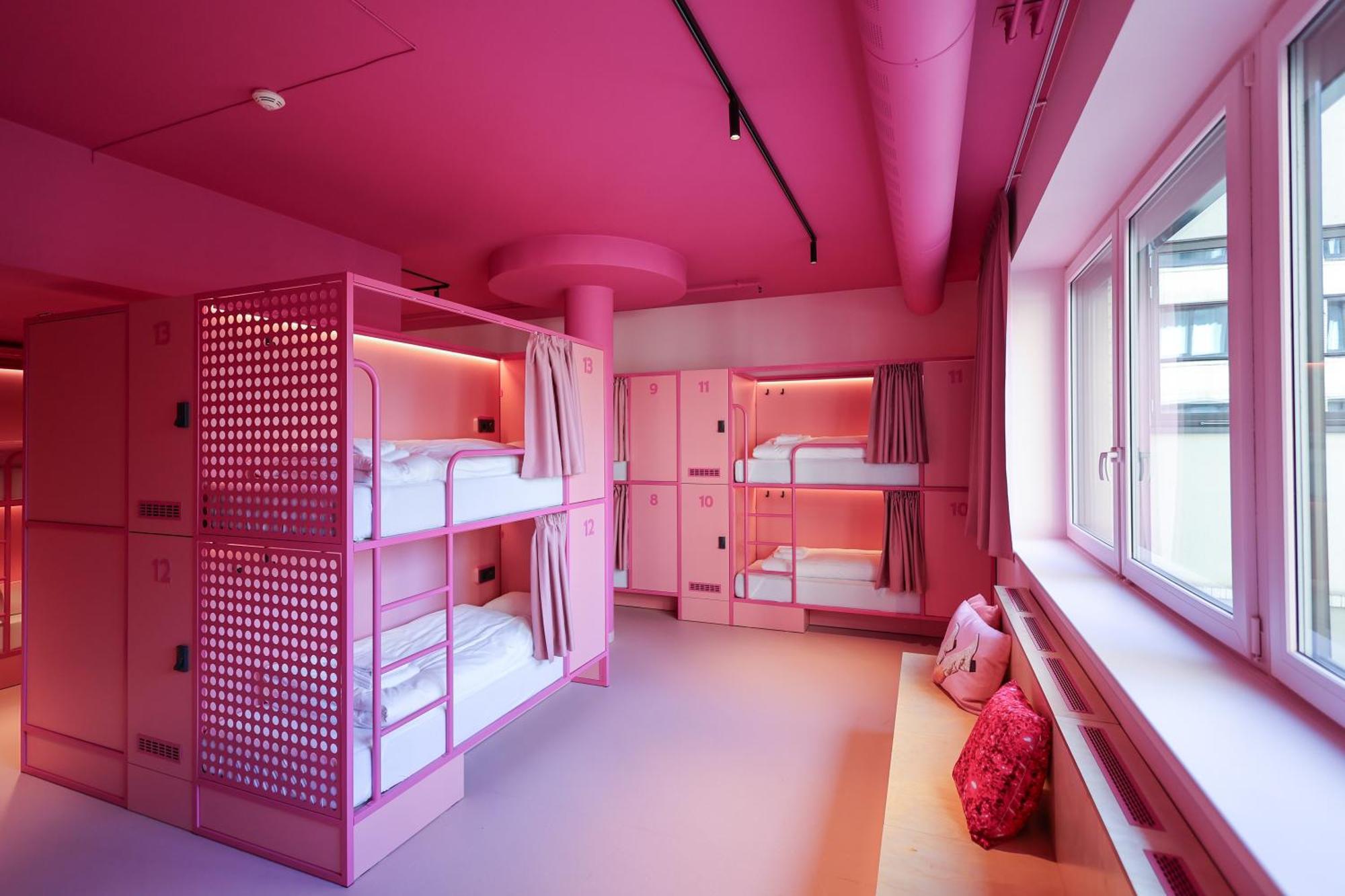 Hostel Bunks At Rode