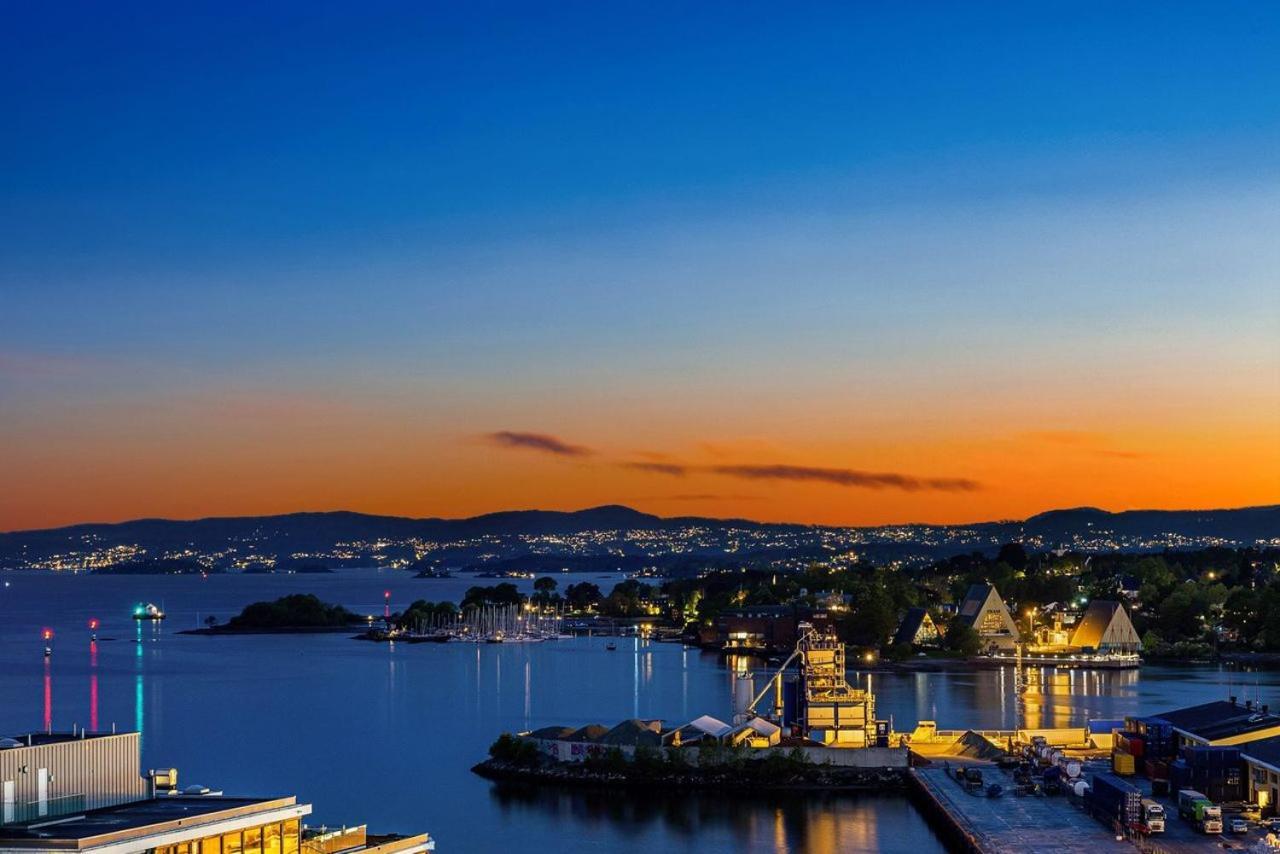 Sea * Oslo