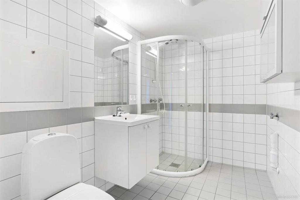 Apartment Song In Central *