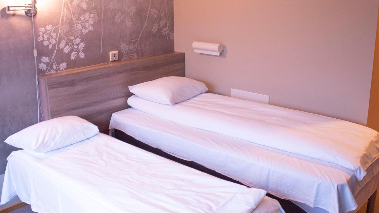 Ullevål 3*