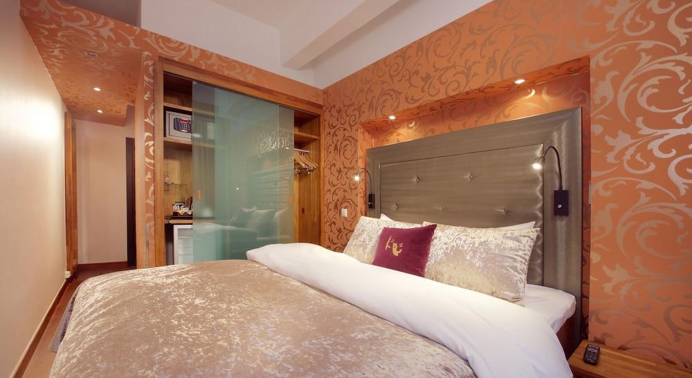 Hotel Christiania Teater 4*