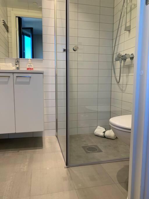 1 Bedroom Nb!! Small Apartment