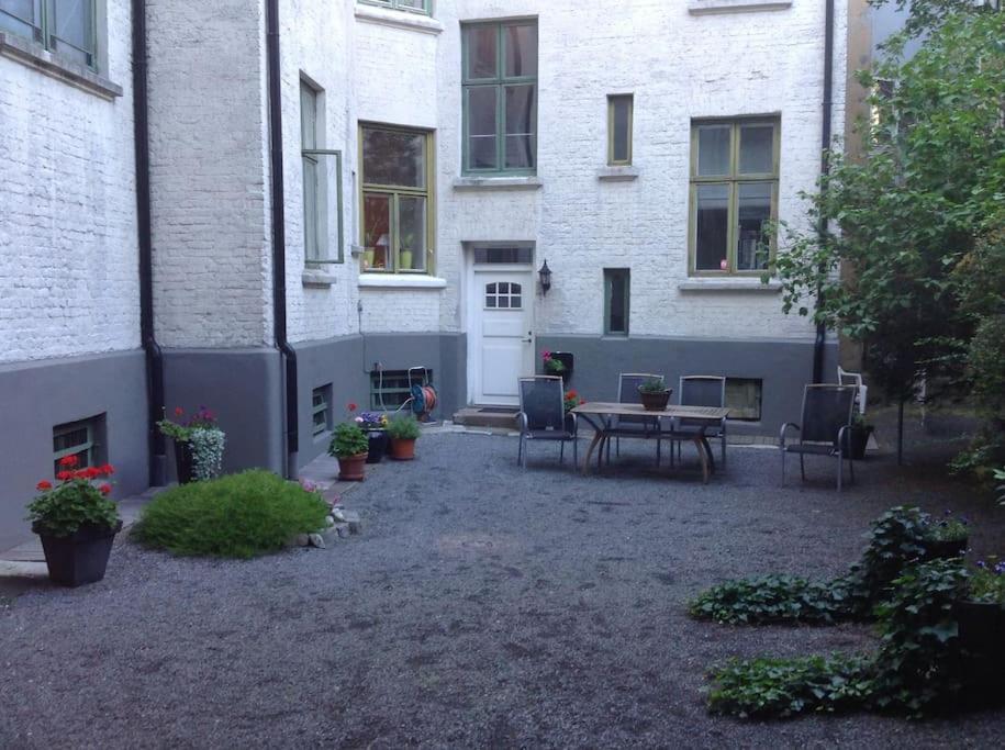 Apartment Just Behind The Royal Palace