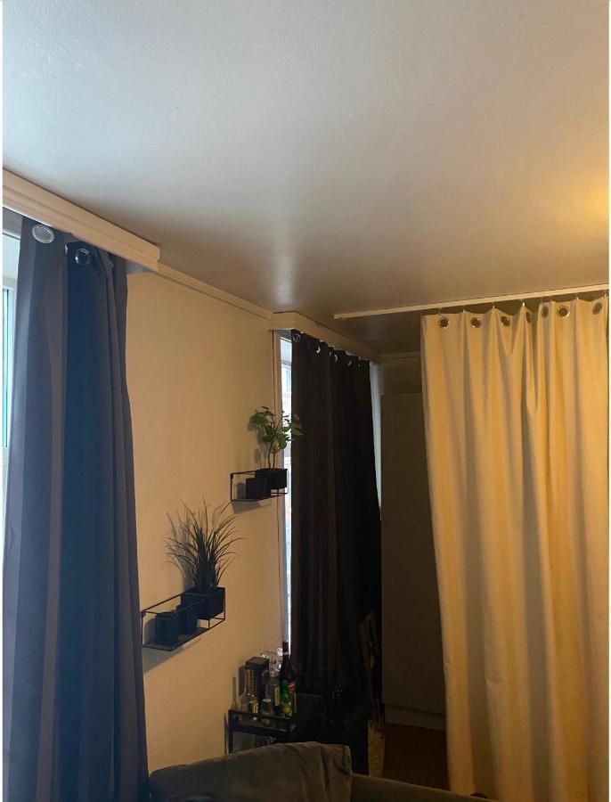 Cozy By Royal Palace Apartment Oslo