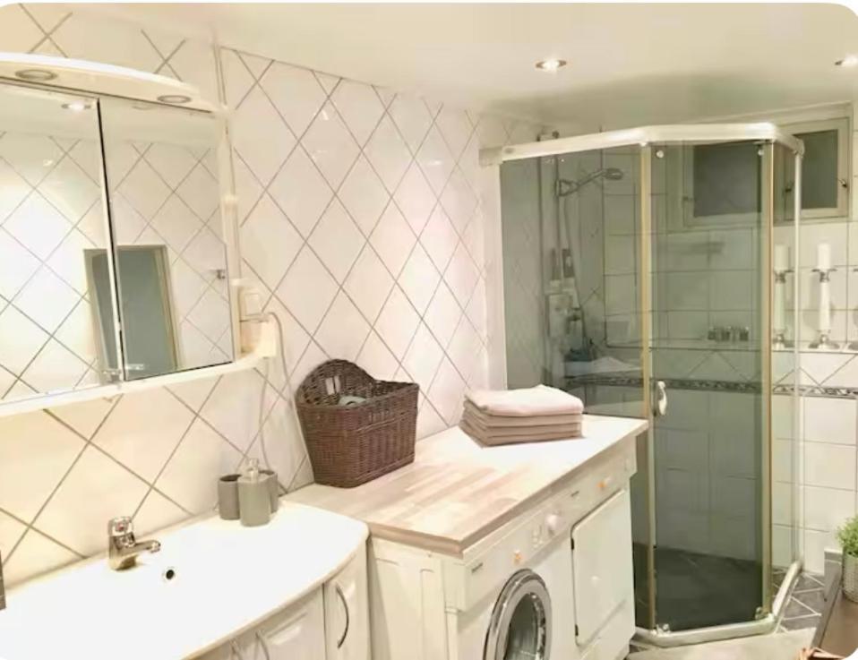Appartement Vakker, Svaert Sentral Med 3 Soverom