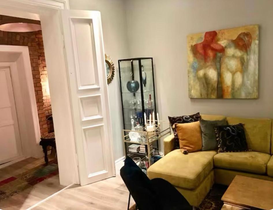 Appartement Vakker, Svaert Sentral Med 3 Soverom *