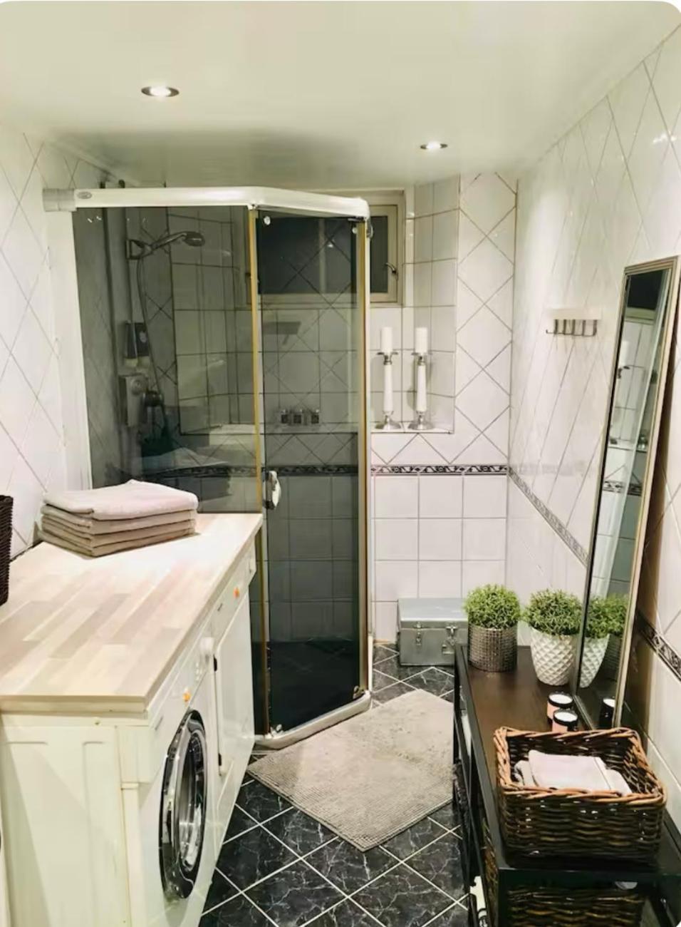 Vakker, Svaert Sentral Med 3 Soverom Oslo